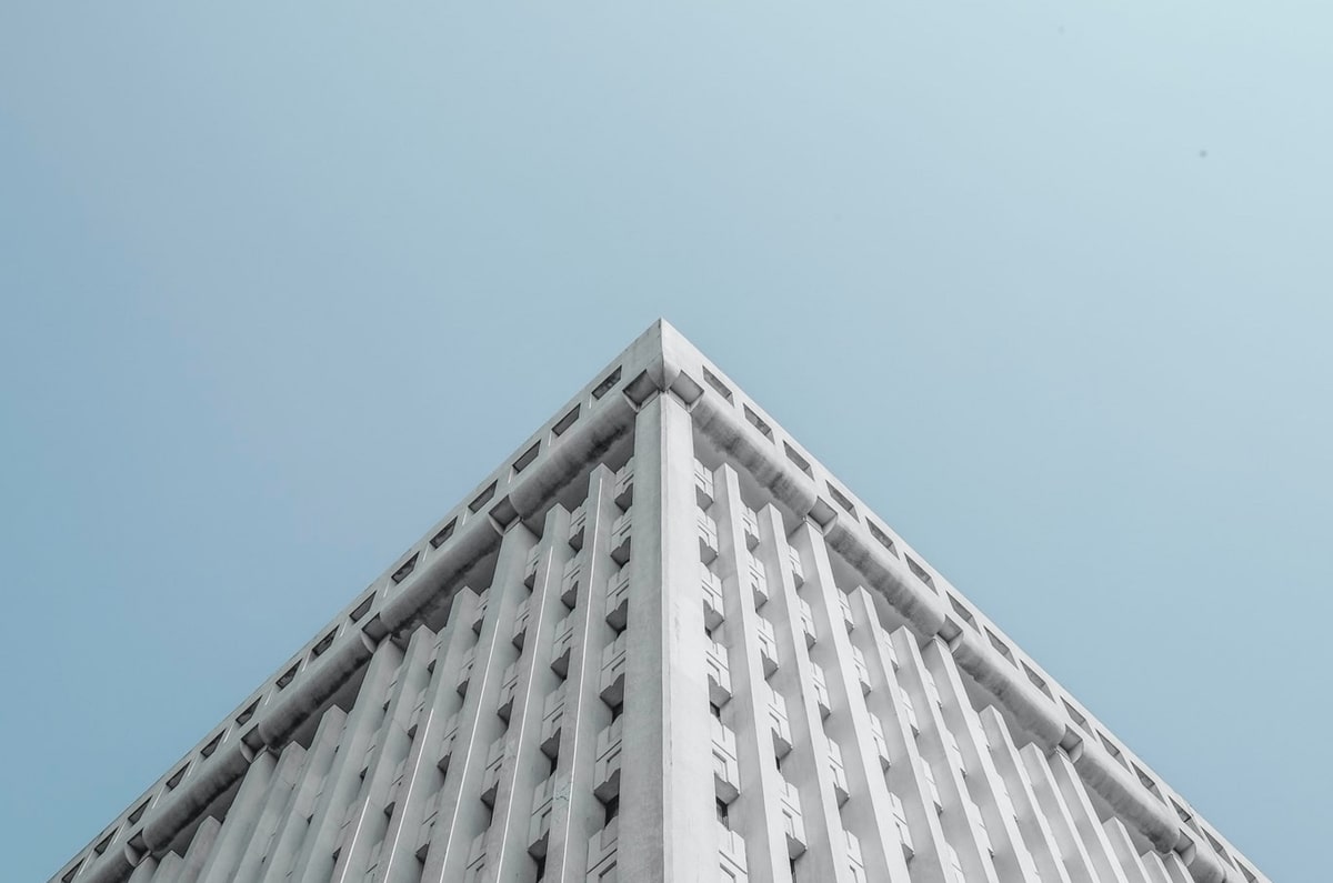 -英超锋刃出鞘！葡萄牙绝境逢生，C罗任意球绝杀书写关键一胜！