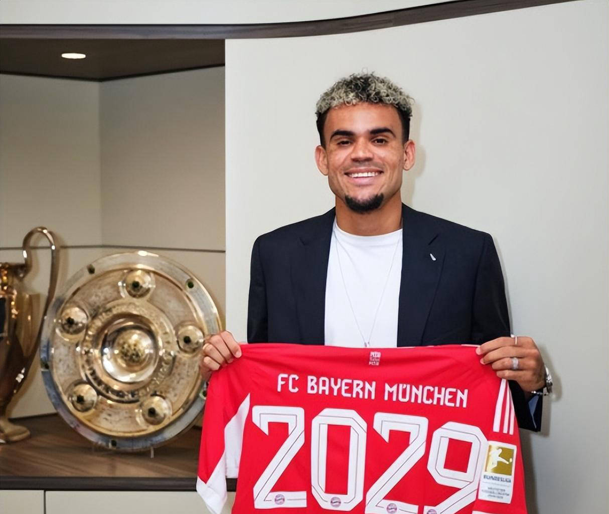 体育登录-关于拜仁力克利物浦，德布劳内补时绝平法甲的信息