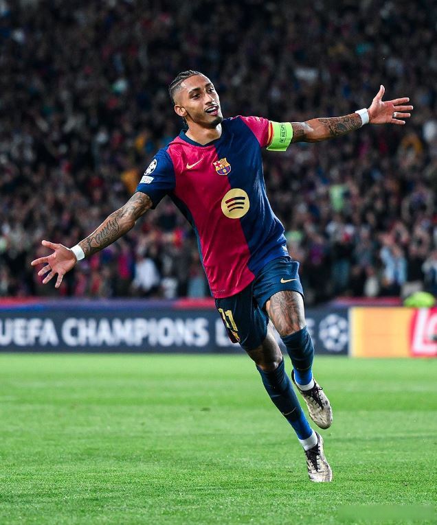 巴萨轻取皇马，哈兰德梅开二度德甲