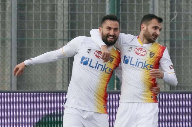 拜仁战平国米，内马尔乌龙送礼意甲的简单介绍