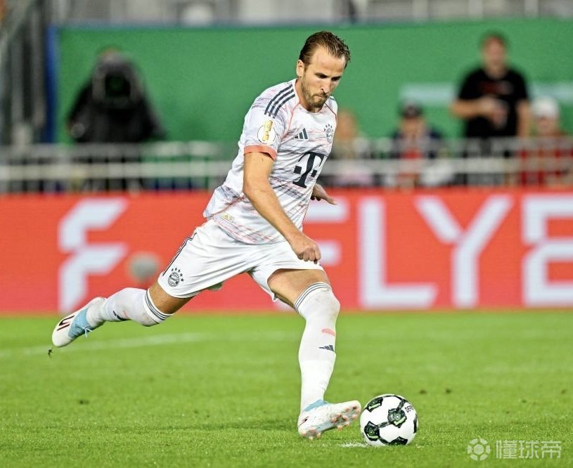 开云平台-那不勒斯轻取热刺，凯恩扑点救主意甲